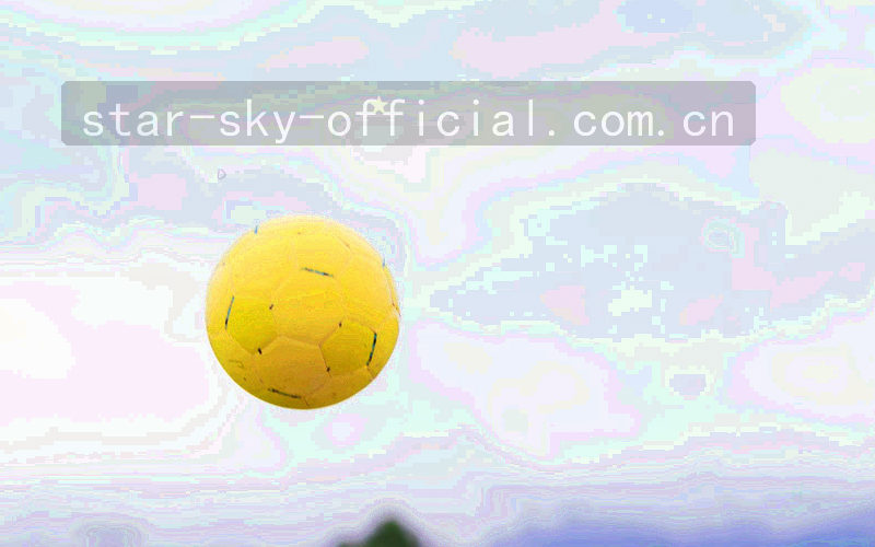 记录版新版本界面布局，增加数据对比与趋势标注